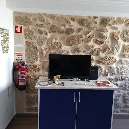 Isabel De Gouveia Villa Belmonte (Castelo Branco)