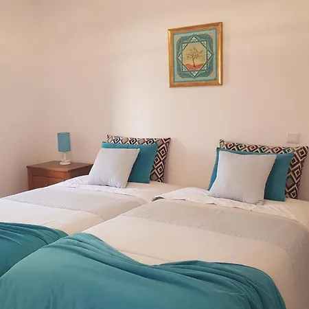 Villa Isabel De Gouveia Belmonte (Castelo Branco)